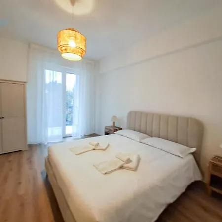 Largo Papa Tirabora Short Rent Apartamento