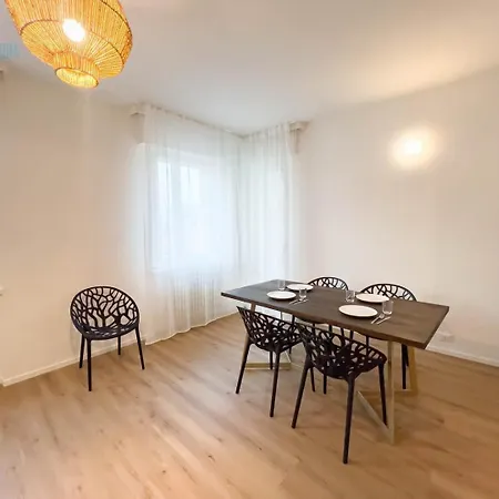 Lägenhet Largo Papa Tirabora Short Rent Trieste